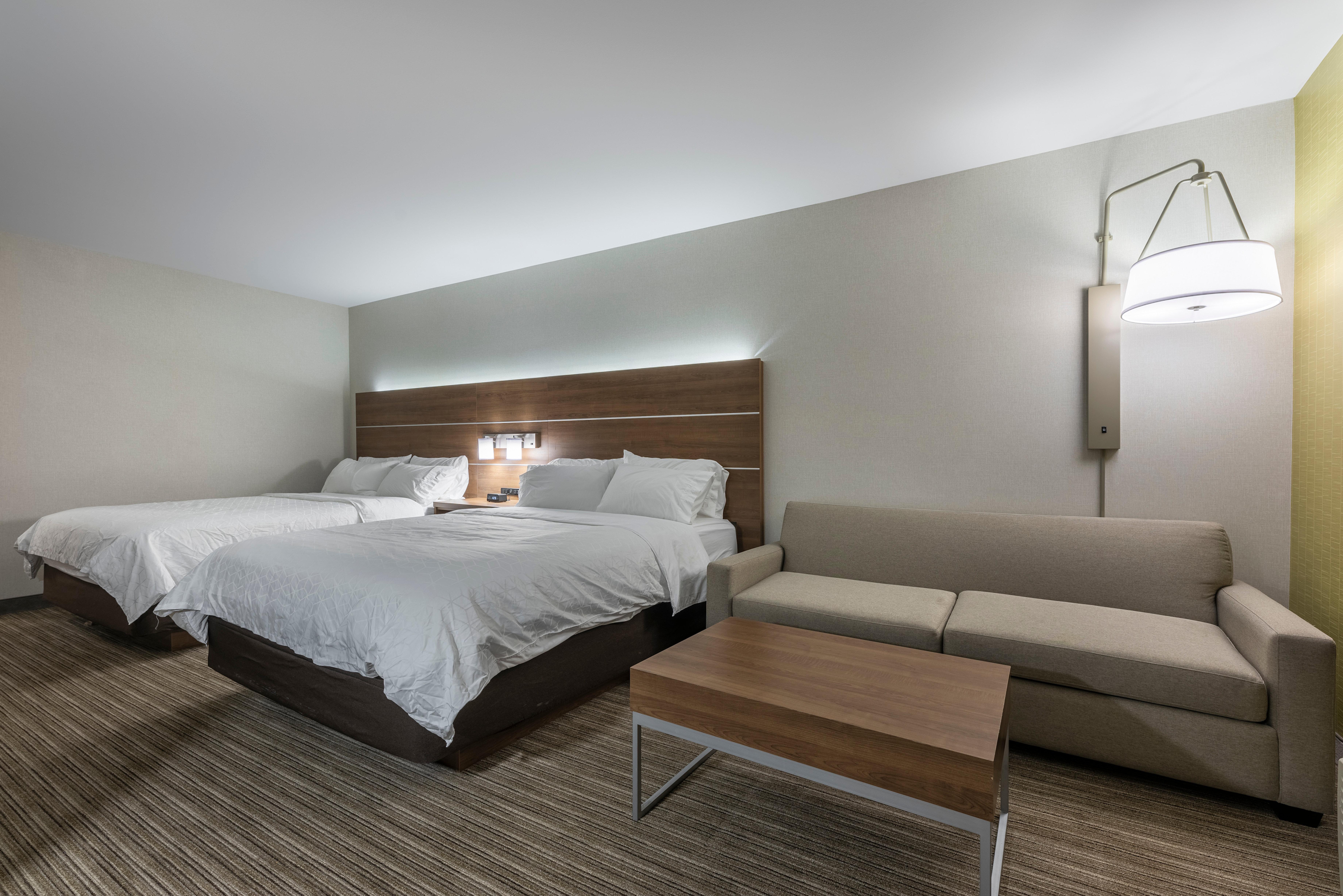 Holiday Inn Express & Suites Moncton By Ihg Exterior foto